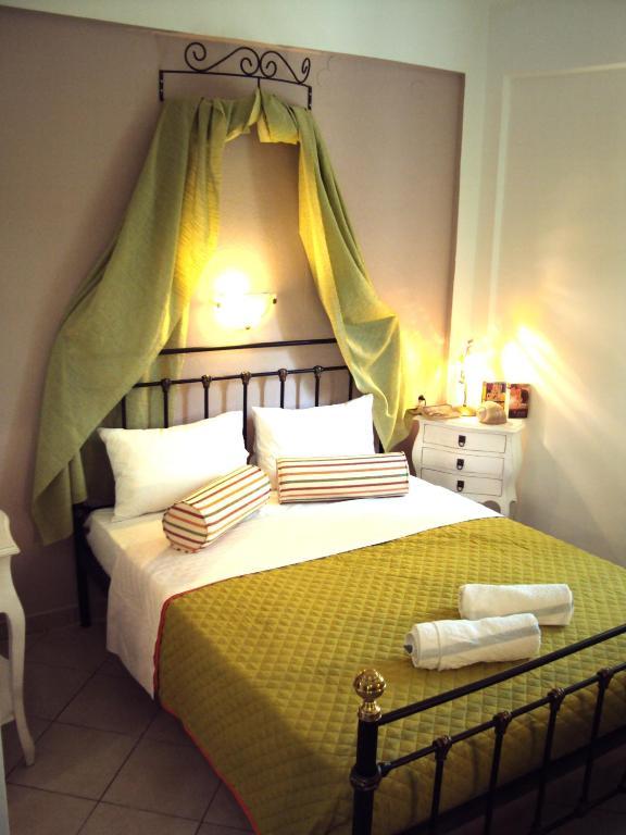 Island House Hotel Mylopotas Room photo