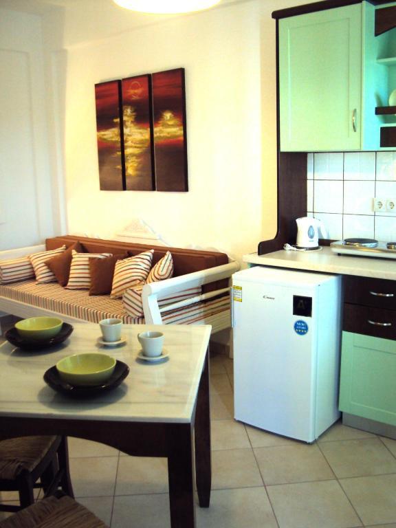 Island House Hotel Mylopotas Room photo